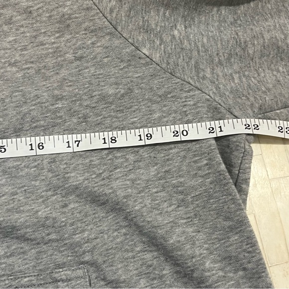 Nike Heather Gray Women’s Minnesota Pullover Hoodie size Large - Picture 9 of 11